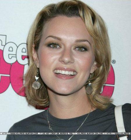 Peyton SAWYER